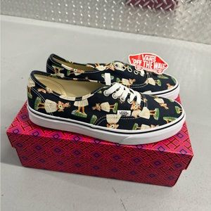 NWT Vans Hula Girl Hawaiian Aloha Black Women’s Size 8.5